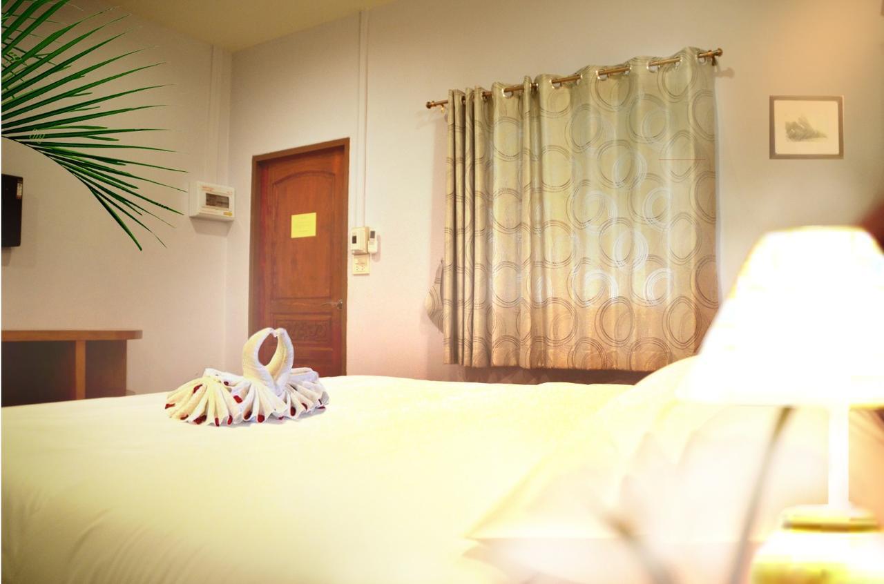 Chao Phraya Home Ban Bon  Esterno foto